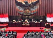 DPR RI Akan Evaluasi Pelaksanaan Pemilu Serentak 2024 7 DPR RI Akan Evaluasi Pelaksanaan Pemilu Serentak 2024