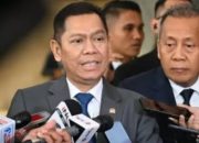 Golkar Berhentikan Wakil Ketua DPR RI Adies Kadir Susul NasDem dan PAN 3 Golkar Berhentikan Wakil Ketua DPR RI Adies Kadir Susul NasDem dan PAN