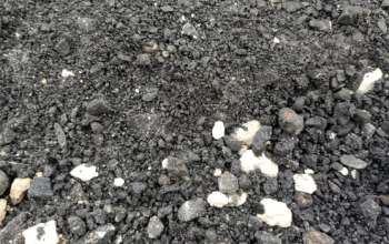 Pekerjaan Jalan Hotmix di Sumba Barat Dinilai Dikerjakan Asal Jadi, Telan Anggaran Rp7 Miliar 3 20250927 211635