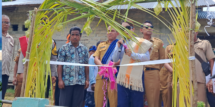 Resmikan Sumur Bor di Kelompok Tani Lopes, Bupati Ratu Wulla: Rawat Baik-Baik 1 20251020 222828