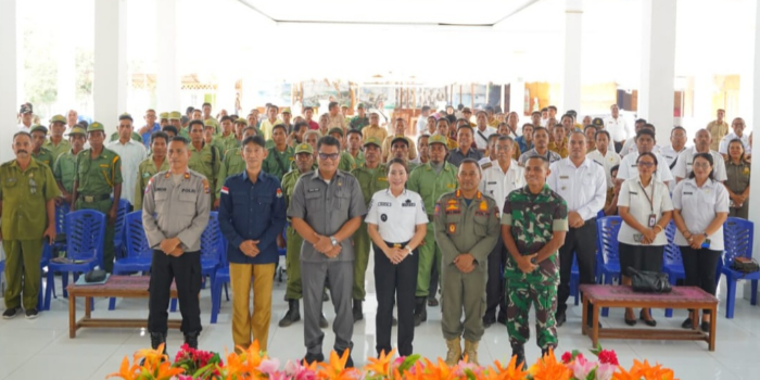 Bupati Ratu Wulla: Pemerintah Berupaya Meningkatkan Kualitas Satlinmas 1 20251022 132855