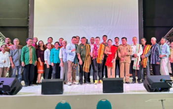 Launching Alkitab Perjanjian Baru Dalam 6 Bahasa Daerah Sumba, Bupati Ratu Wulla: Ini Adalah Peristiwa Bersejarah 4 20251022 165616